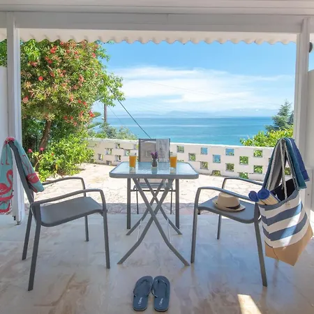 Eden Sea View Apartment *